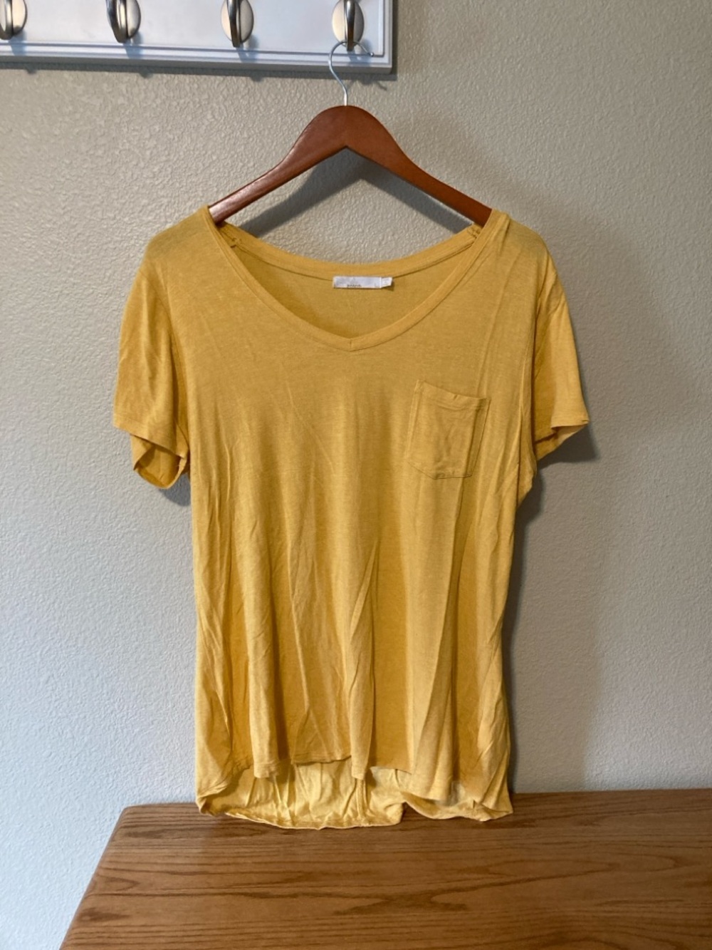 Prana Women’s V-Neck Pocket Tee